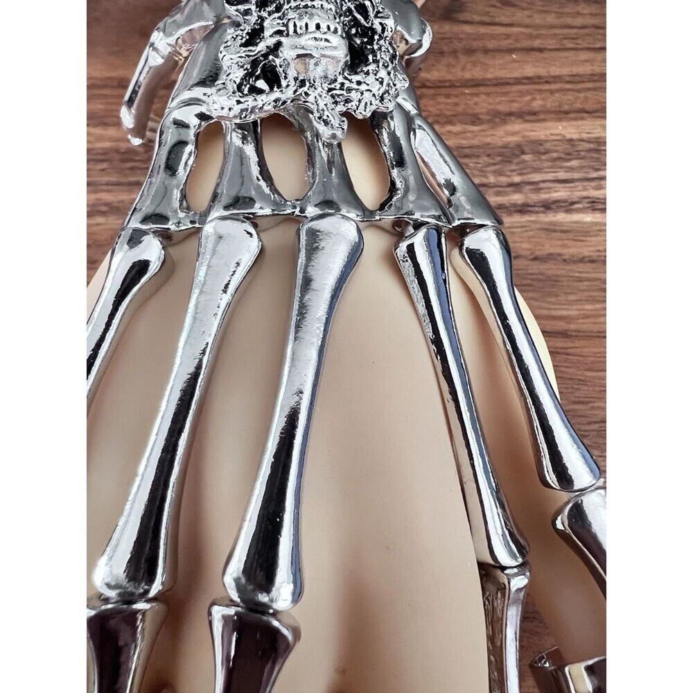 Skeleton Women’s Hand Bracelet & Adjustable Ring Fingers